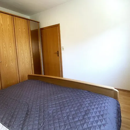 Apartment Katarina 4 *
